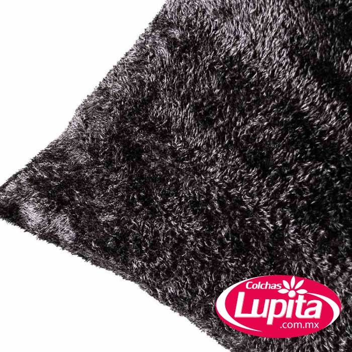 ALMOHADA INVERNAL ABRAZABLE ALPES NEGRO (Vianney)